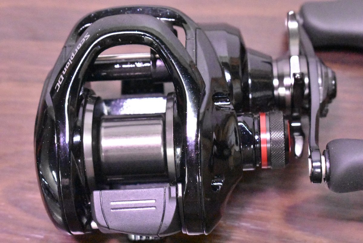 【程度良好品★】シマノ 17 スコーピオン DC 100 右巻き SHIMANO SCORPION バス釣り バーサタイル I－DC5 バックラッシュ軽減（CKN_O1）の画像7