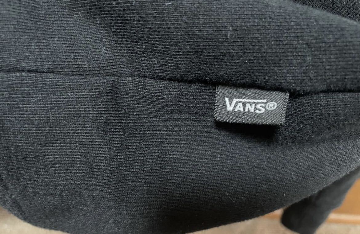 vans ボックスロゴ　スウェットトレーナー　メンズXLsizeブラック　送料無料_画像3