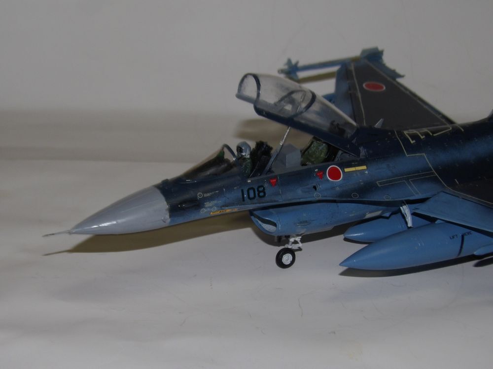 1/48 航空自衛隊 三菱Ｆ−２B 複座支援戦闘機 完成品_画像3