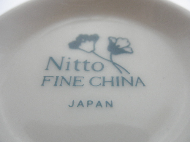 ＠＠ブランド　昭和レトロ　カップのみ（ソーサ無し）　ノリタケ　NITTO　JAPAN 　日本陶器株式会社　花絵　金彩　送料500円　_画像5