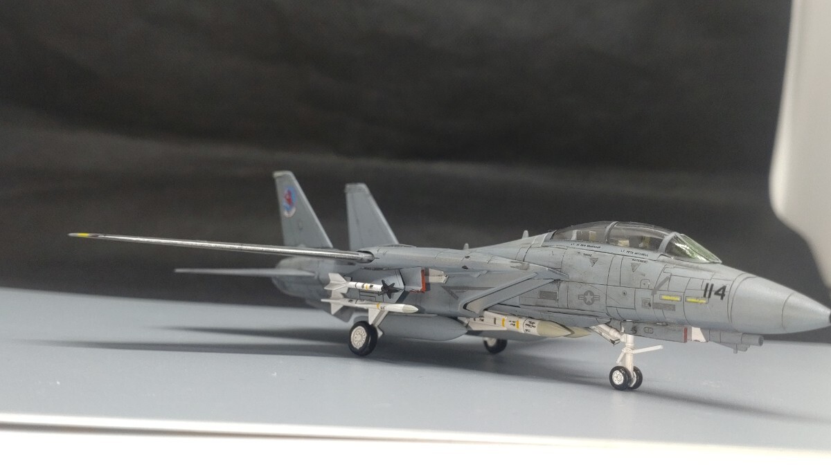 ☆1円スタート☆ トップガン 1/144 F-14A トムキャット マーヴェリック・グース 完成品