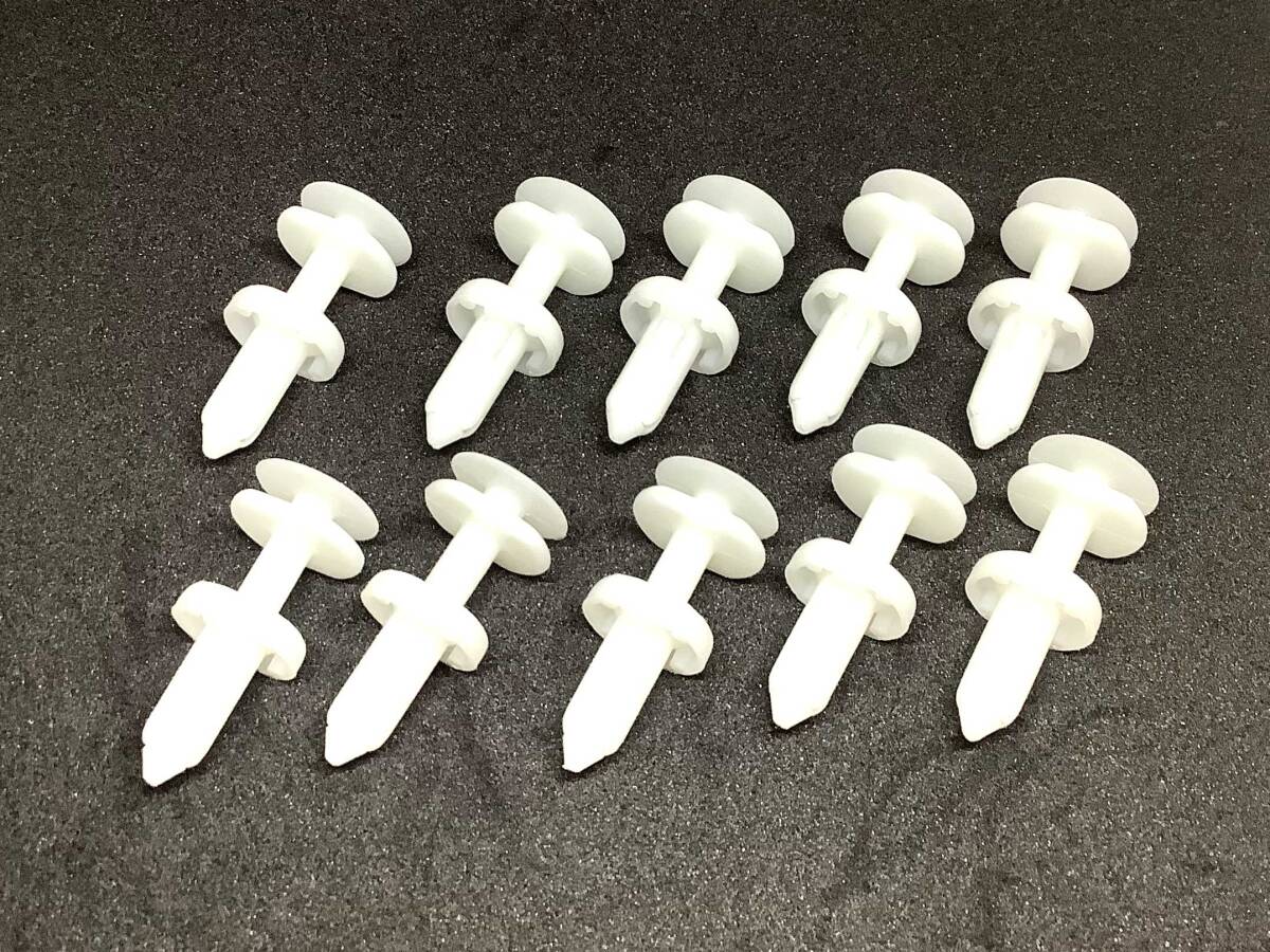 GM series door trim clip interchangeable goods new goods 10 piece Cadillac Escalade, Chevrolet Astro Suburban Tahoe pick up etc. 