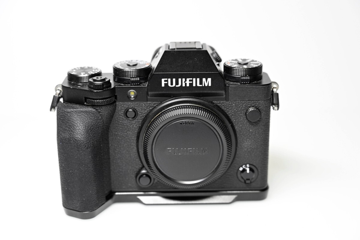 Fujifilm X-T5 black あまり使用してません smallrigグリップや予備バッテリー付きの画像1