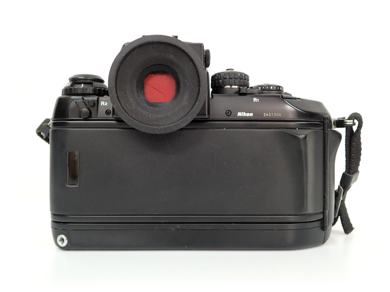 565【売切り】Nikon ニコン F4 フィルム一眼レフカメラ マイクロレンズ付き AF MICRO NIKKOR 60mm F2.8Dの画像3