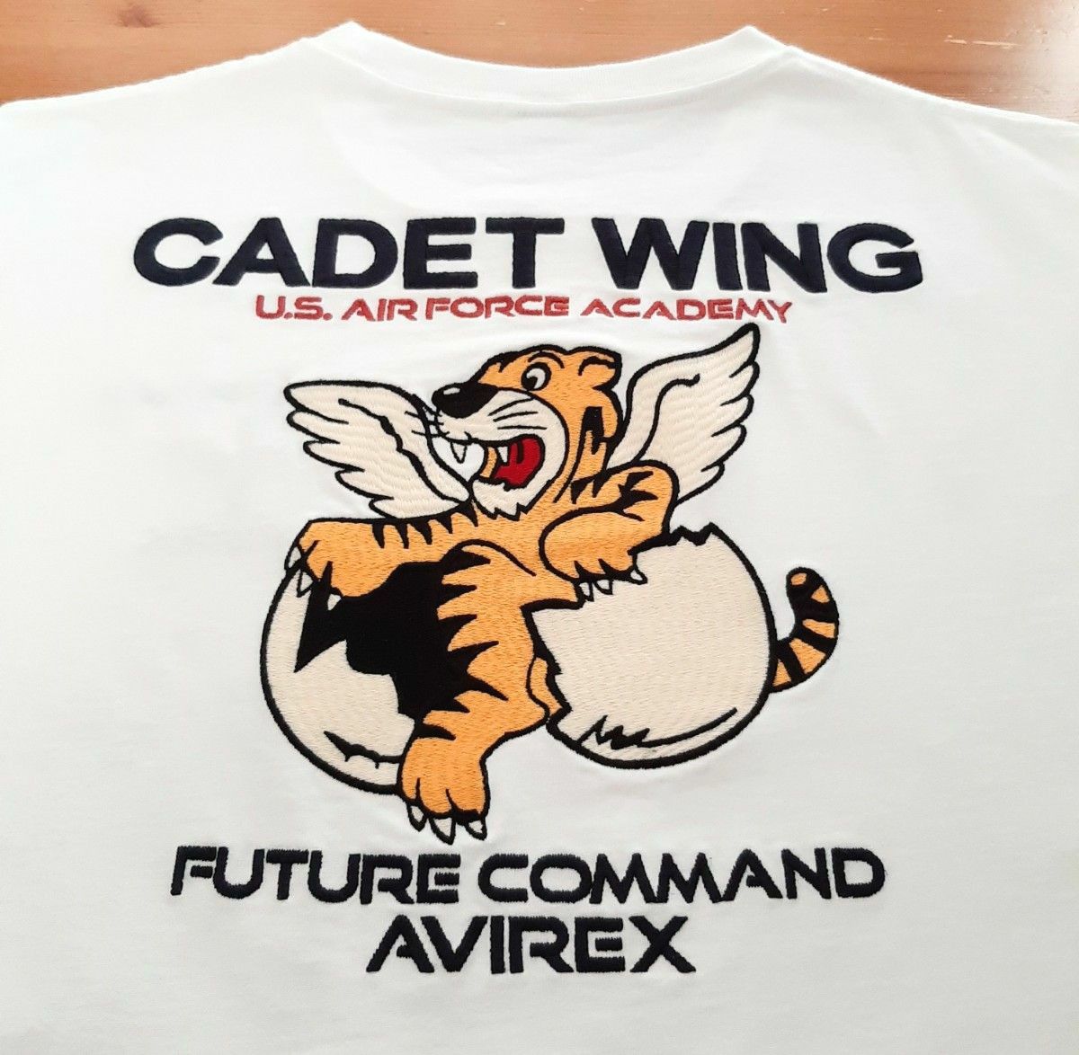 AVIREX U.S.AIRFORCE ACADEMY CADET WING Tシャツ XLサイズ FUTURE COMMAND