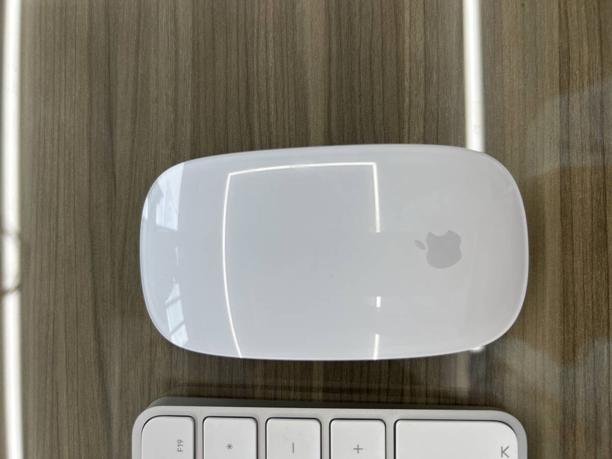 【1円】Apple 純正 Magic keybord テンキー付き & Magic Mouse 2 A2520 A1657 美品 使用歴短い アップル マジック キーボード マウスの画像4