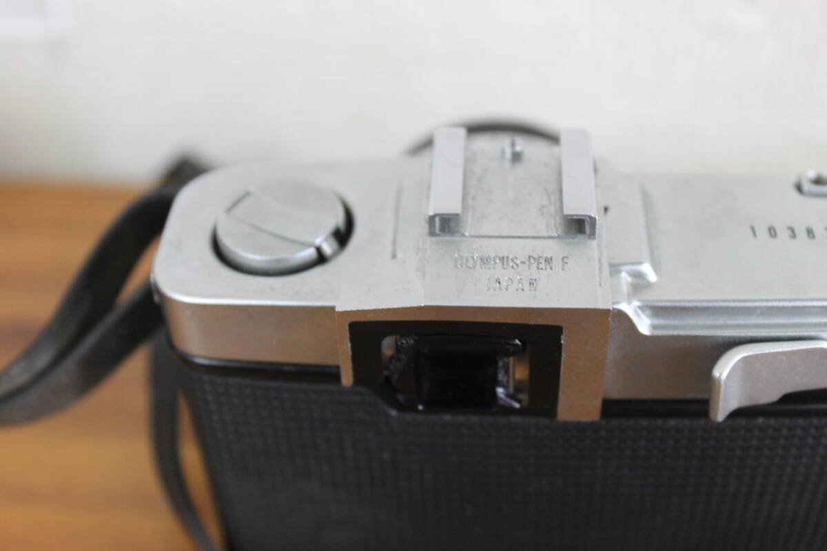 〇中古品 保管品 簡易動作確認済 OLYMPUS PEN-FV ペンFV フィルム一眼レフカメラ F.Zuiko Auto-S 1:1.8 f=38mm レンズ付き/激安1円スタートの画像8