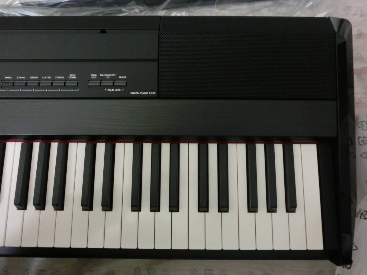 美品 中古品 保管品 動作確認済 YAMAHA ヤマハ DIGITAL PIANO 電子ピアノ P-525B 2023年製/激安1円スタートの画像4