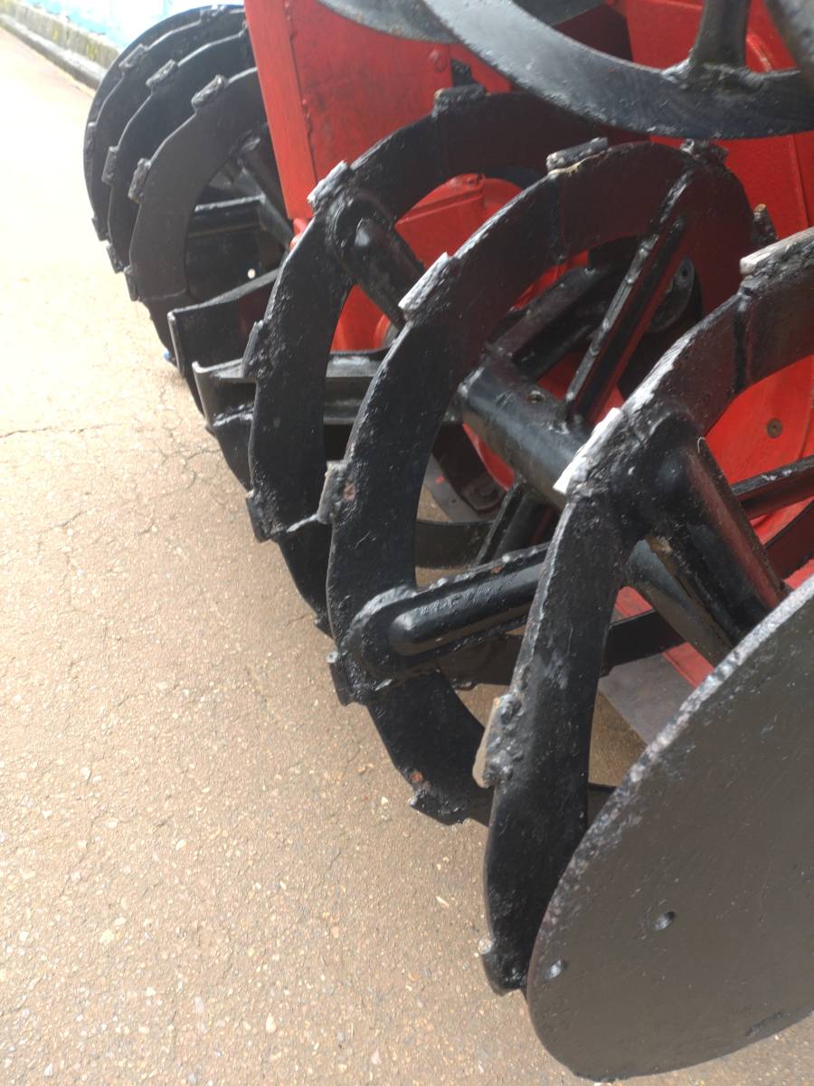 大型除雪機 ヤンマー YSR21Z ディーゼル21馬力 ローリング付き 大型除雪機 ヤンマー YSR21Z ディーゼル21馬力 ローリング付き