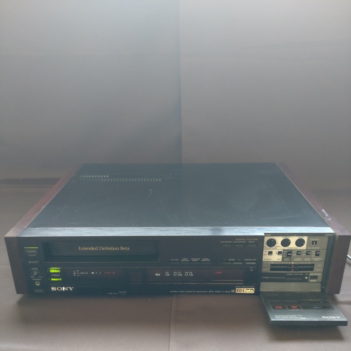 SONY EDBetaビデオデッキ EDV-5000 通電のみ確認済 USED品 現状渡し VIDEO CASSETTE RECORDER ソニー 1987年の画像10