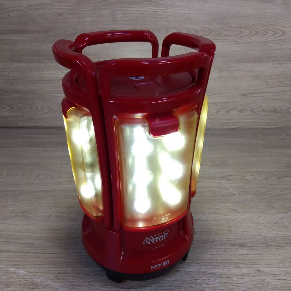 コールマン CPX6 クアッド LEDランタン coleman ランプ ランタン ライト LED アウトドア キャンプ tmc02053579の画像2