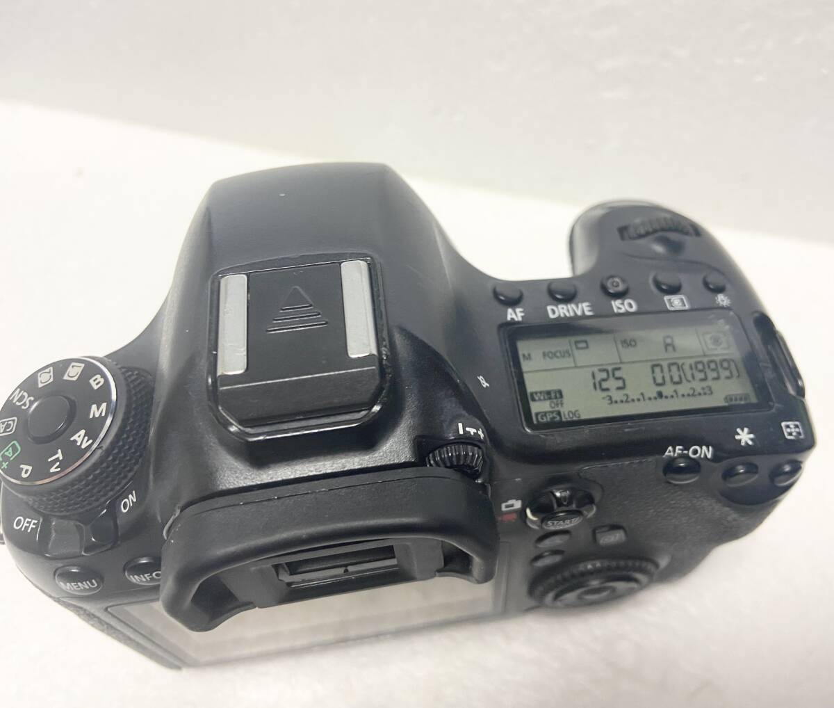 Canon EOS6D ボディ 動作確認していますがジャンク扱いの画像4