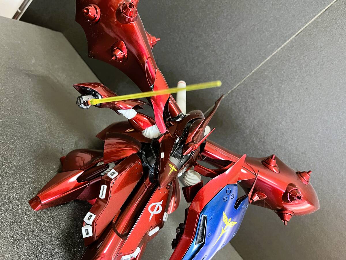 HGUC 1/144 ナイチンゲール＆ MG 1/100 RX-93-ν2 Hi-νガンダム Ver.Ka 全塗装済み(キャンディー) 完成品 バンダイの画像6