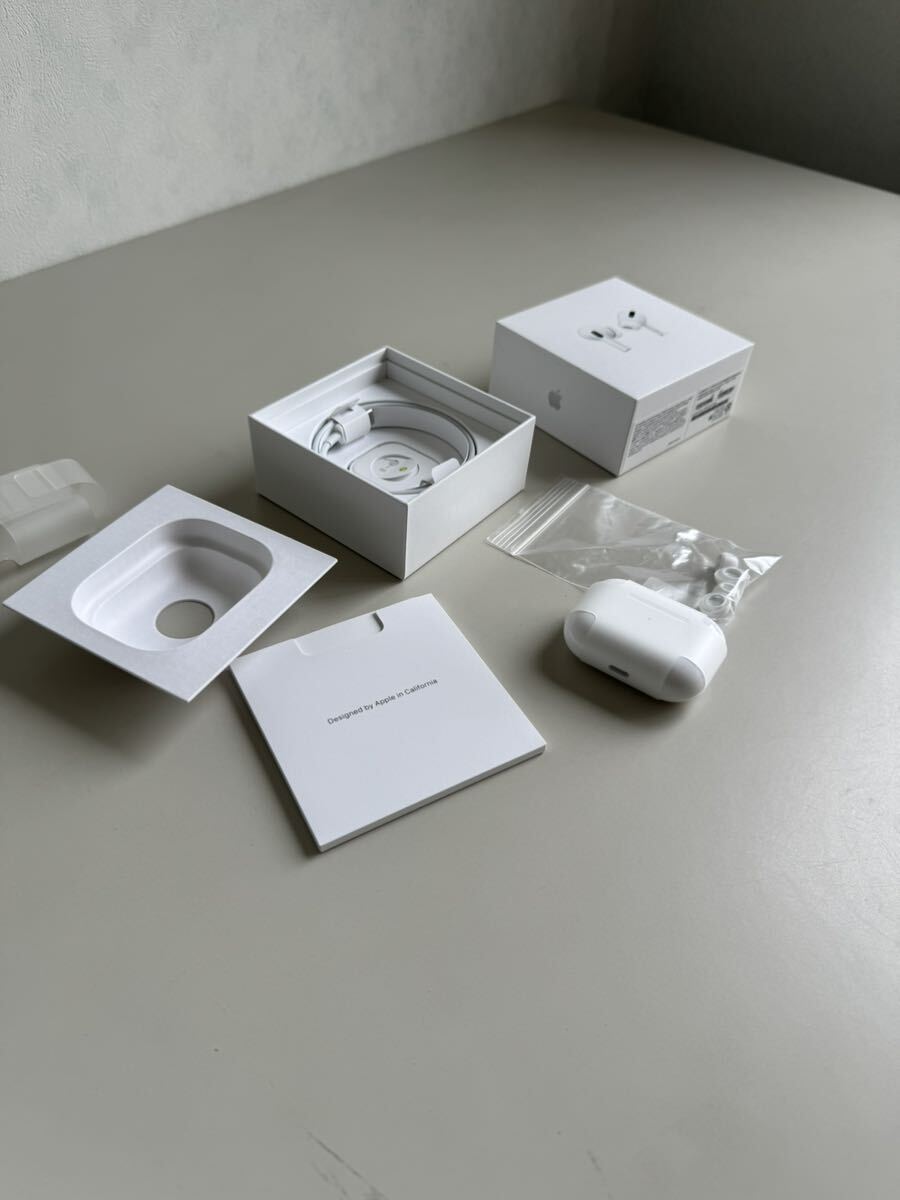 未使用AirPods Pro モデル番号：A2084、A2083 発売年：2019