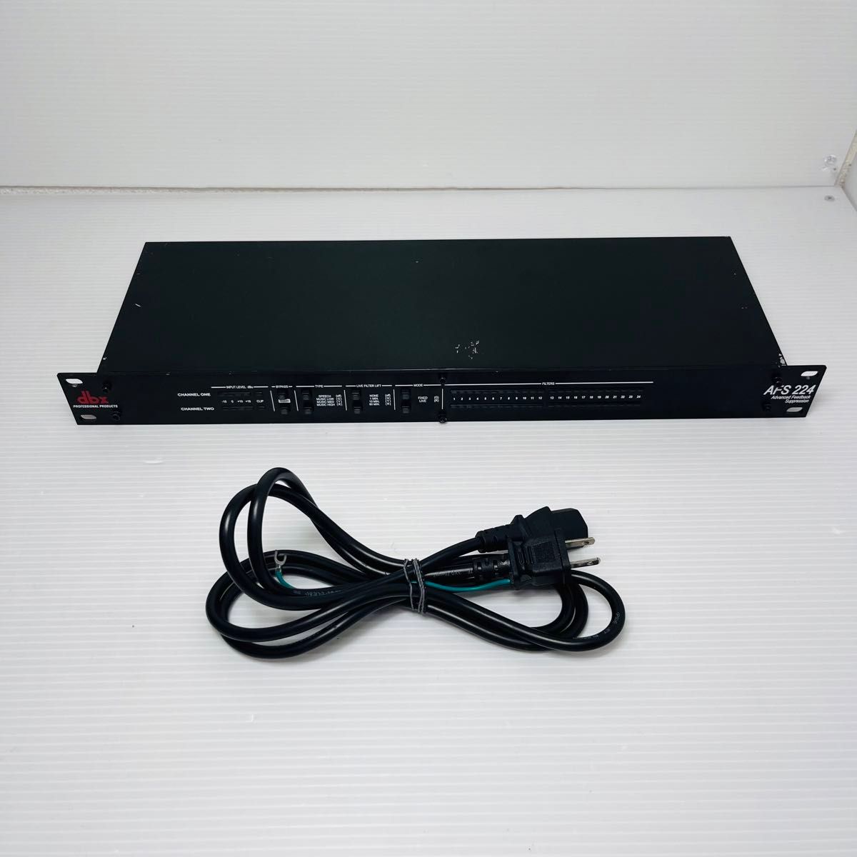 dbx 受けよ ハウリング・サプレッサー AFS 224 dbx 受けよ ハウリング・サプレッサー AFS 224