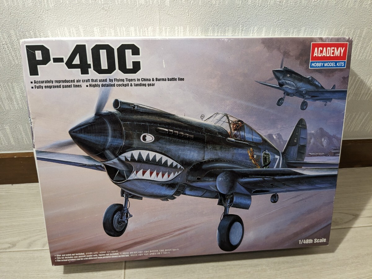 【F639】【未組立】 ACADEMY アカデミー 1/48 P-40C TOMAHAWK トマホーク プラモデルの画像2