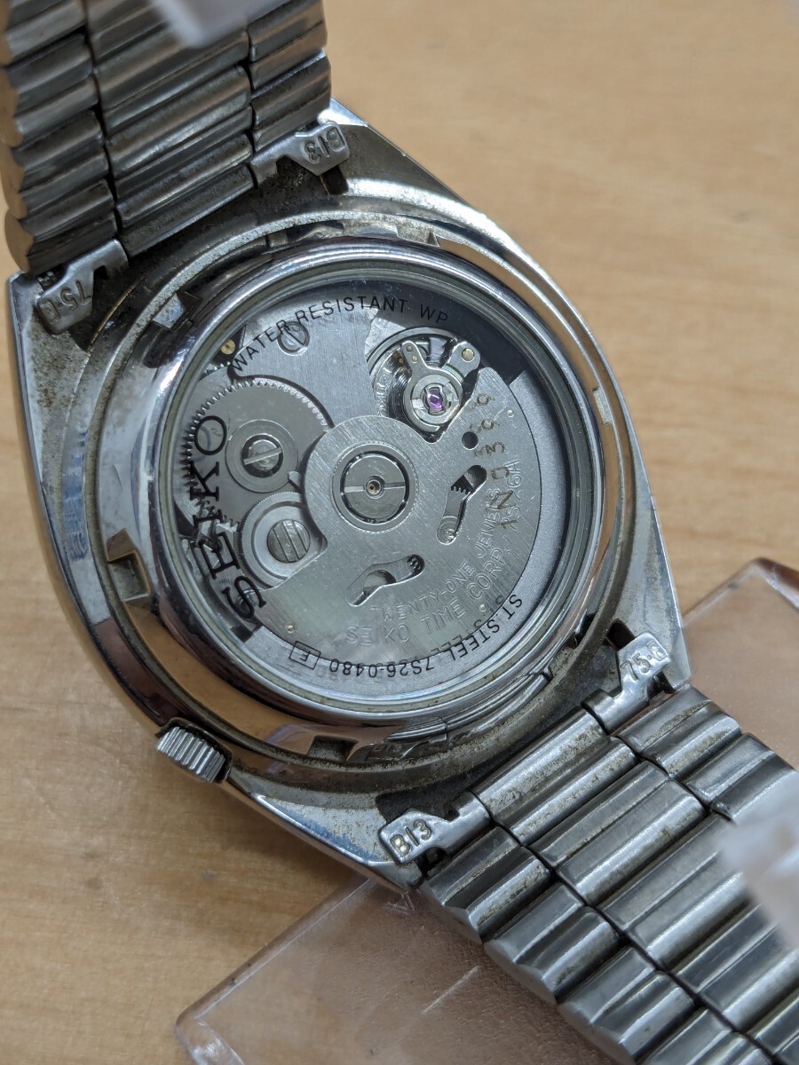 【c428】【稼働品】 セイコー5 ファイブ メンズ 自動巻き 腕時計 チェック柄 白文字盤 SEIKO 5 AUTOMATIC 7S26-0480 デイテイトの画像3