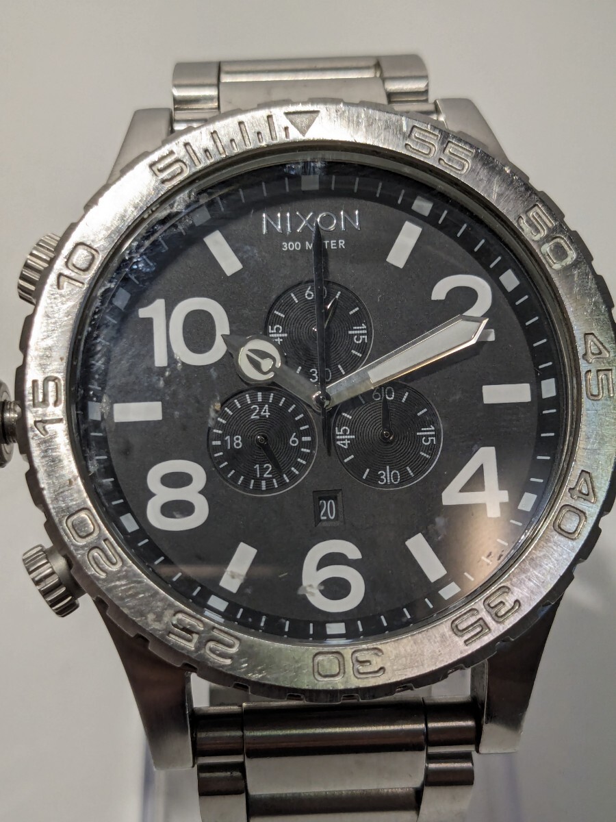 【F467】 NIXON ニクソン SIMPLIFY シンプリファイ THE51-30 QZ SS CHRONO クロノグラフ デイト ブラックダイアル メンズ 腕時計の画像1