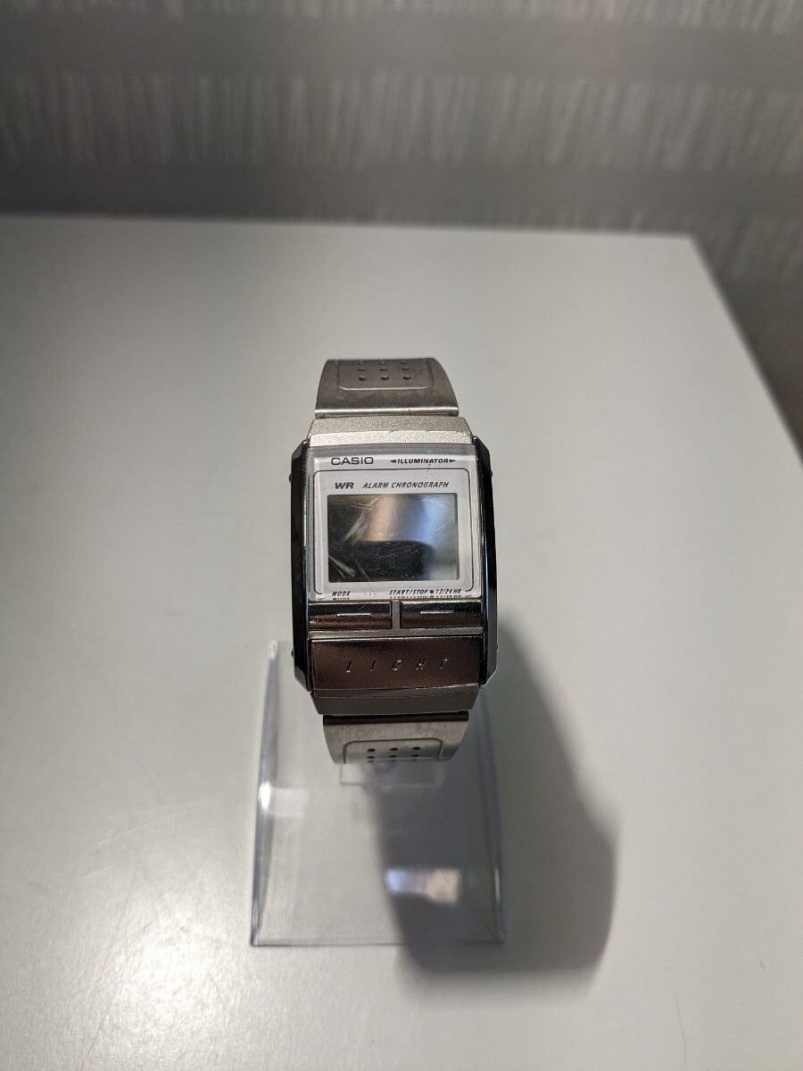 【F468】 CASIO カシオ 腕時計 デジタル 時計 ウォッチ ILLUMINATOR イルミネーター A200 シルバーカラー ステンレスの画像2