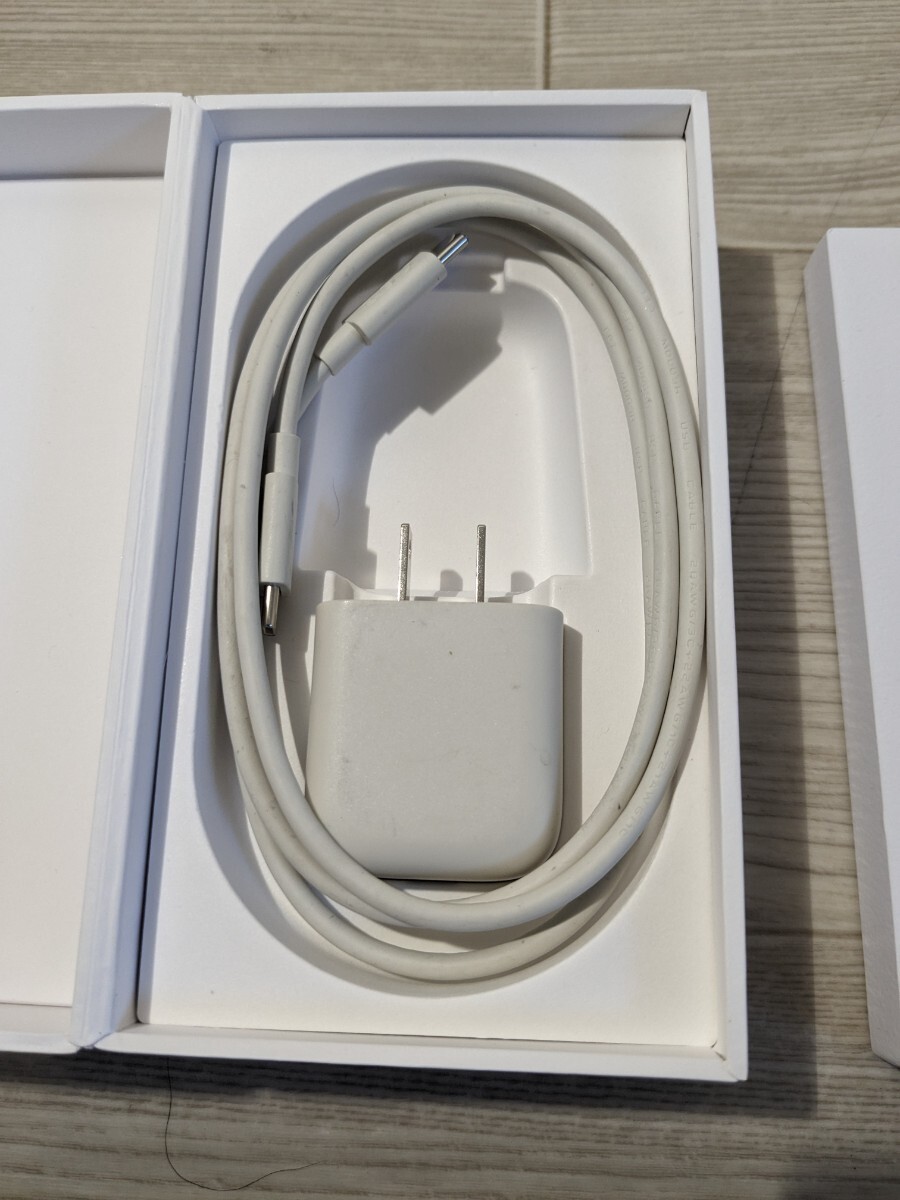 【F724】【稼働品】 IQOS ILUMA ONE アイコス イルマ ワン サンセットレッド 喫煙グッズ 喫煙具 電子タバコ_画像6