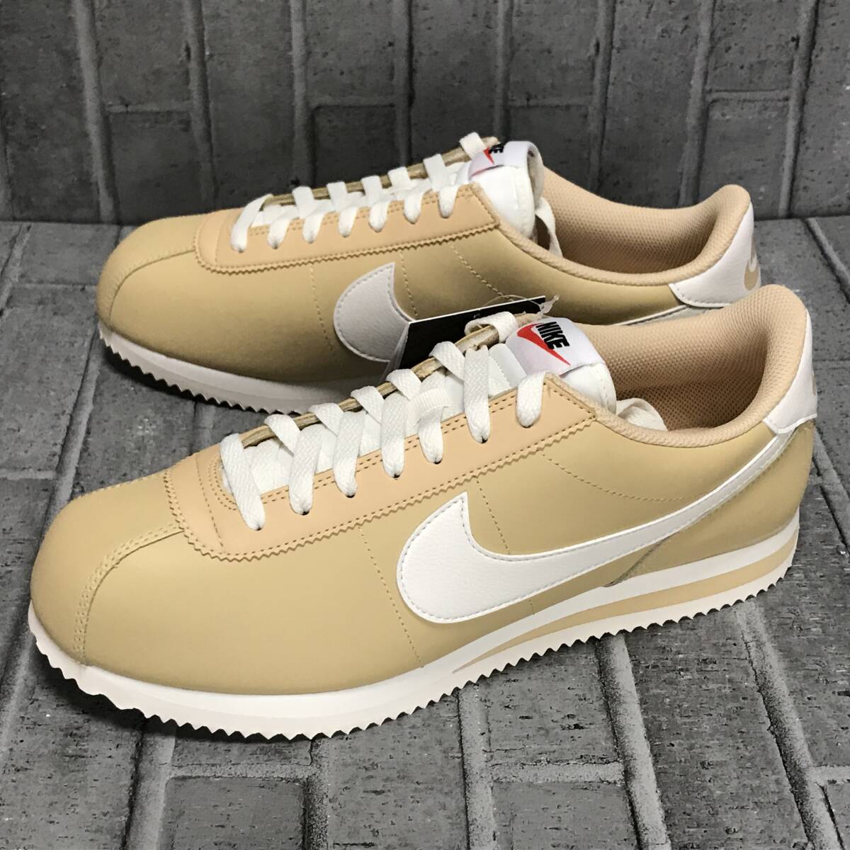 【新品】メンズ27～27.5cm★NIKE W CORTEZ（ナイキ コルテッツ）★天然皮革★ベージュ系カラーの画像5