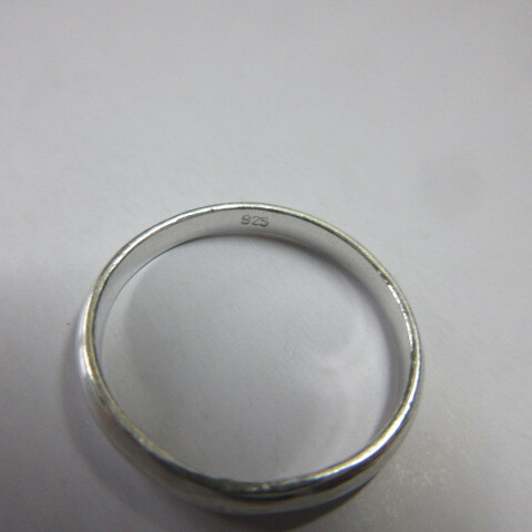  silver 925 ring 2mm ring 8 number silver stock disposal sale g172