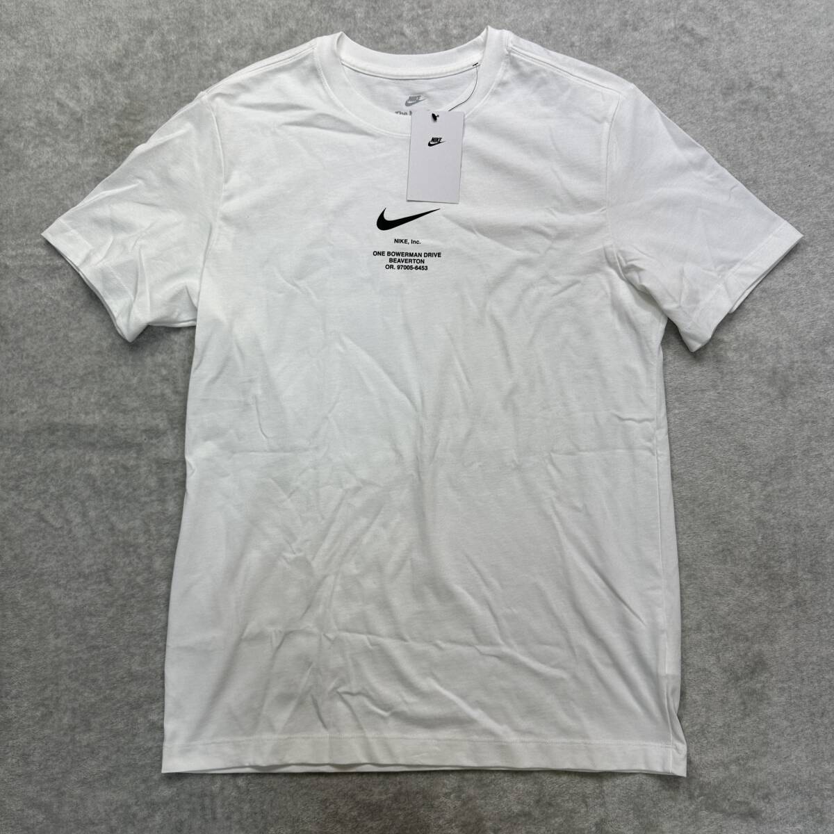 新品未使用 NIKE NIKE XLサイズ ナイキ Tシャツ 2枚セット カットソー SWOOSH スウッシュ 人気ロゴ ブラック 黒 ホワイト 白 正規品の画像7