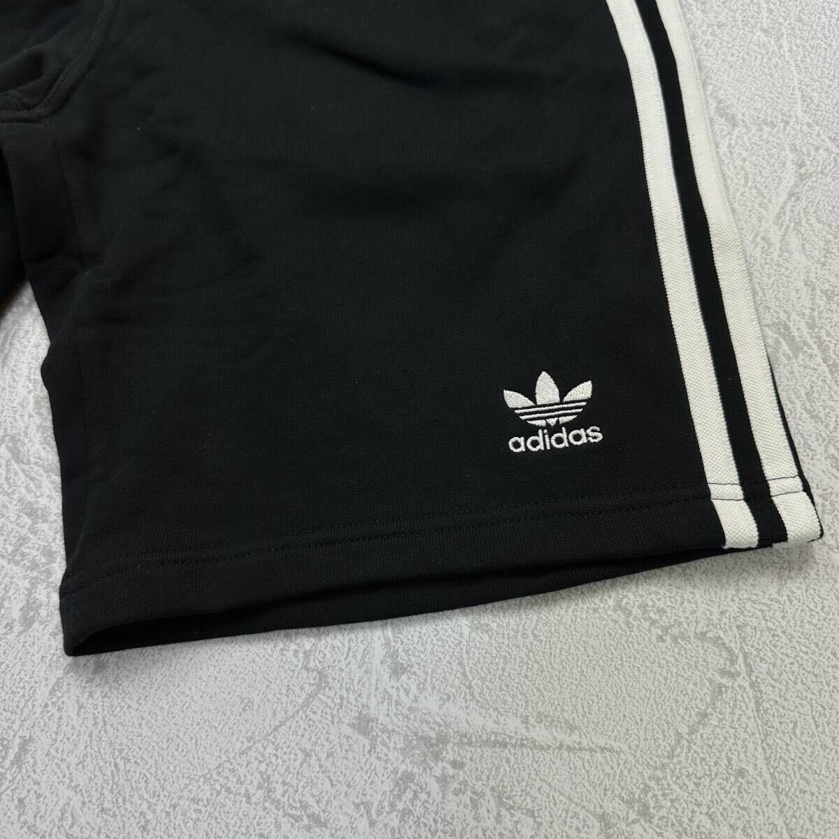 【格安送料】新品未使用 Sサイズ adidas Originals アディダス オリジナルス スウェット ハーフパンツ 短パン ブラック 黒 刺繍ロゴ 定番の画像4