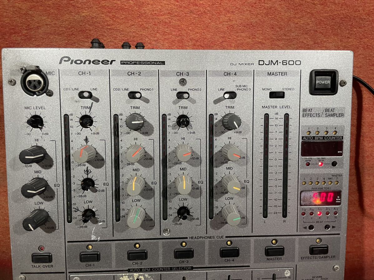 ①NO.D/ 希少 Pioneer DJミキサー / DJM-600 / 中古品 通電のみ確認済み 動作は未確認 まあまあ綺麗_画像2