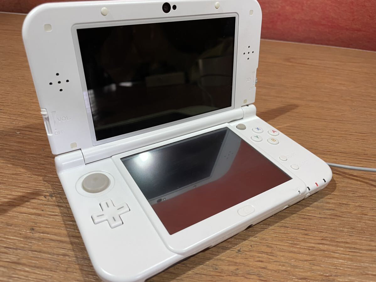 ③ nintendo / new Nintendo 3DS LL / 3DS LL / 2 piece set operation verification ending charger is 1 piece only beautiful goods 