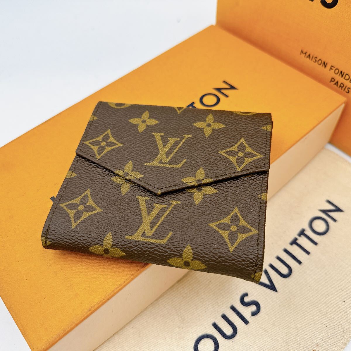 2764【未使用品】LOUIS VUITTON ルイヴィトン モノグラム ポルトモネ ビエ カルトクレディ 三つ折り財布 ウォレット M61660/874AN_画像2