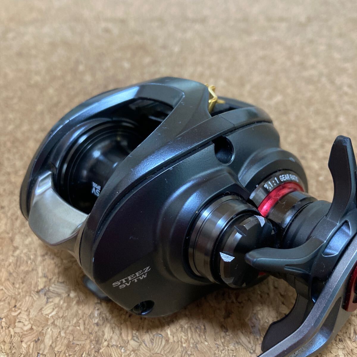 ダイワ16スティーズSV TW 1016SV-SH ギア比7.1 右ハンドルベイト ダイワ16スティーズSV TW 1016SV-SH ギア比7.1 右ハンドルベイト