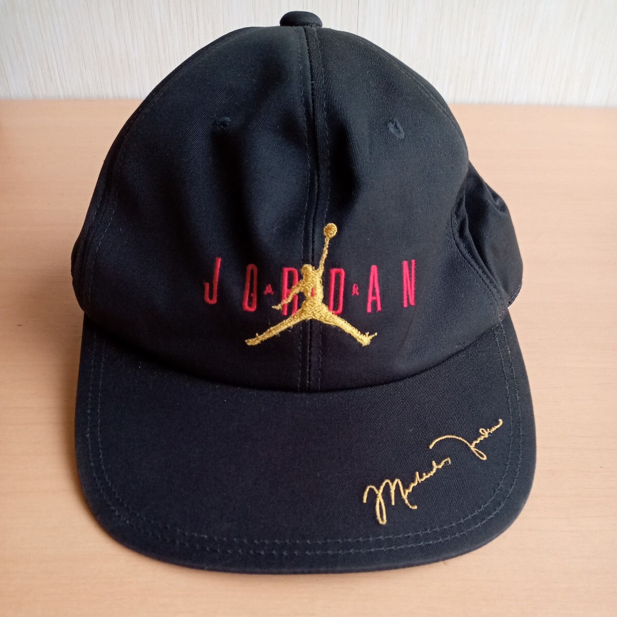 244-35 NIKE JORDAN CAP (56M) ロゴ 黒 当時物の画像1