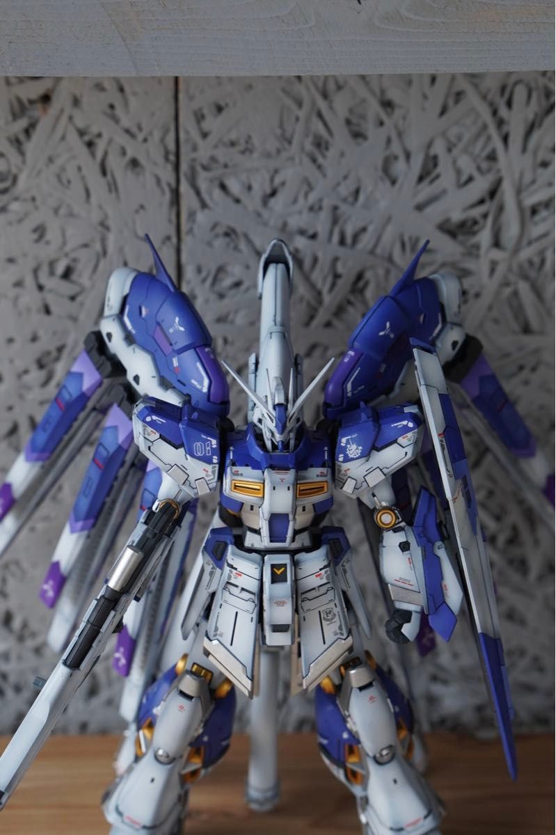 ハイニューガンダム hi νガンダム RG 塗装済 完成品 ハイパー ハイニューガンダム hi νガンダム RG 塗装済 完成品 ハイパー