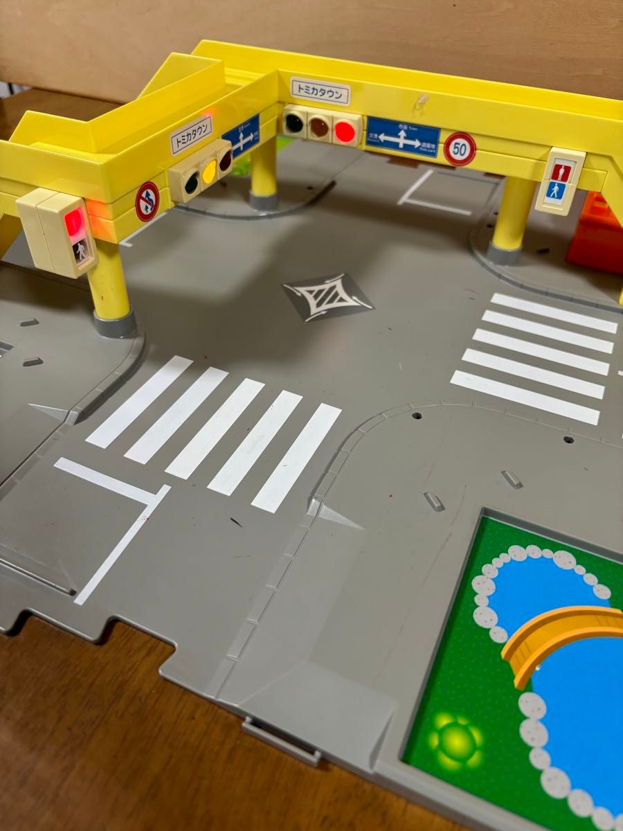 トミカ トミカタウン ぼくの街の サウンド 交差点 DX 廃盤 レア トミカ トミカタウン ぼくの街の サウンド 交差点 DX 廃盤 レア