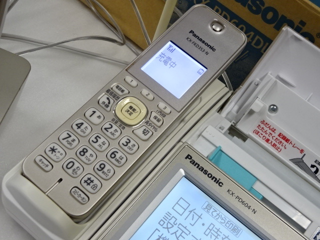 57-97/Panasonicパナソニック KX-PD604-N おたっくす コードレス子機付き 取説付き FAXファックス 電話機 ナンバーディスプレイの画像6