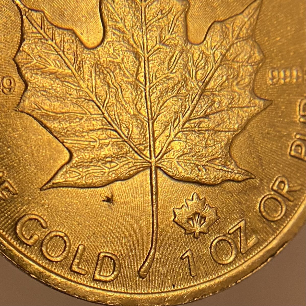 金貨 カナダ古銭 メープル金貨 参考品 約10.38g 2021 一円貨幣 硬貨骨董品コインコレクションの画像4