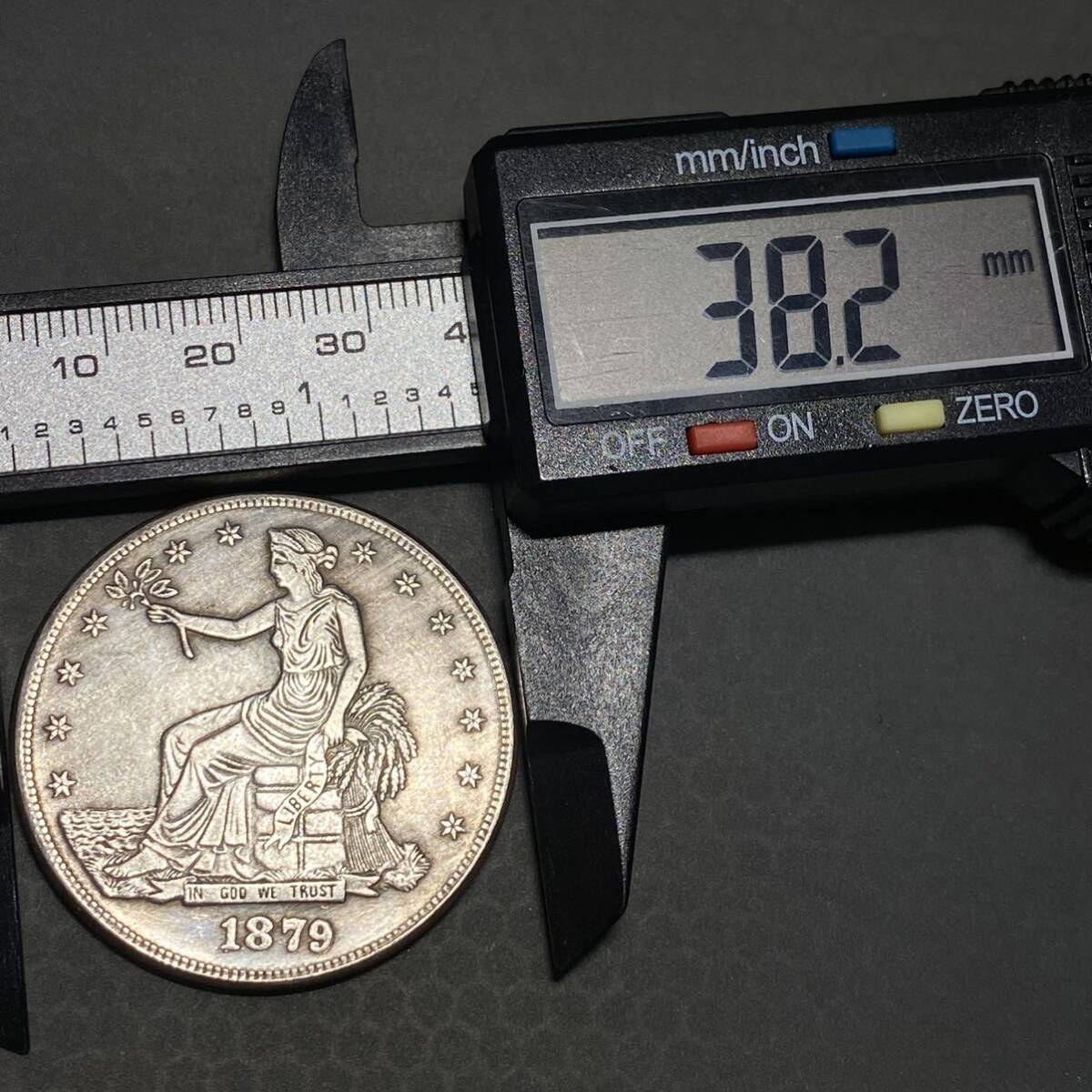 アメリカ古銭 貿易ドル 約21.88g 1879s 13つ星 リバティ 一円貨幣 硬貨骨董品コインコレクションの画像6