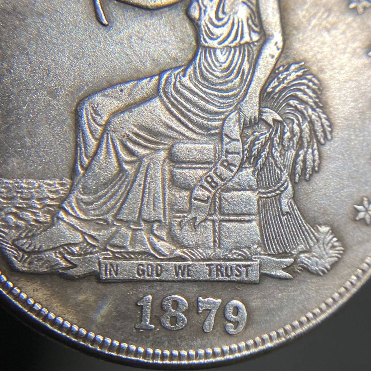 アメリカ古銭 貿易ドル 約21.88g 1879s 13つ星 リバティ 一円貨幣 硬貨骨董品コインコレクションの画像4