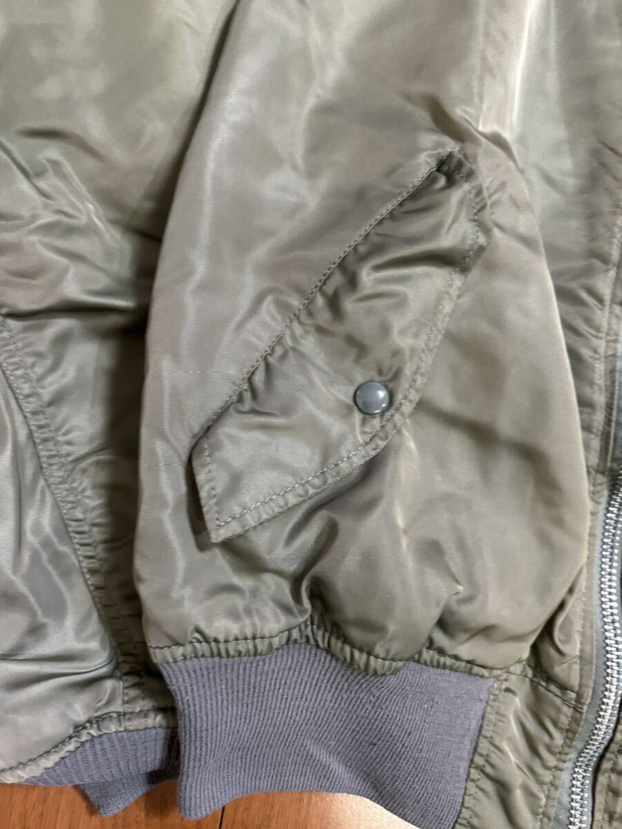 ALPHA INDUSTRIES 米国製 80s 初期 MA-1 三本タグ 民間 フライト ALPHA INDUSTRIES 米国製 80s 初期 MA-1 三本タグ 民間 フライト