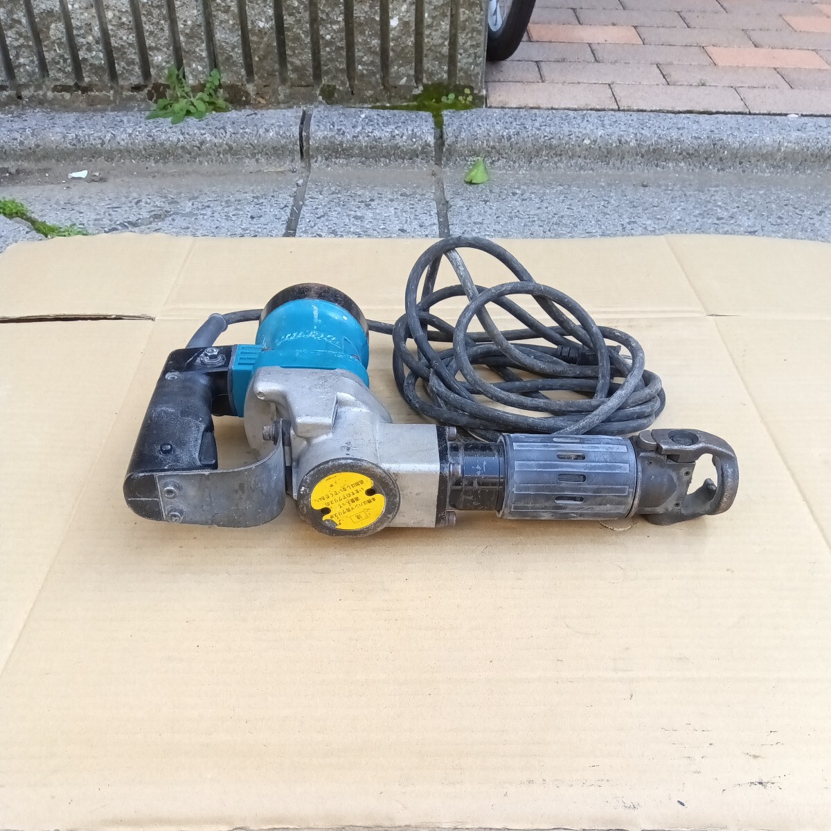 大特価！！！　★即決13900円★　HM0810　マキタ　MAKITA　電動ハンマー　ハンマ_画像6