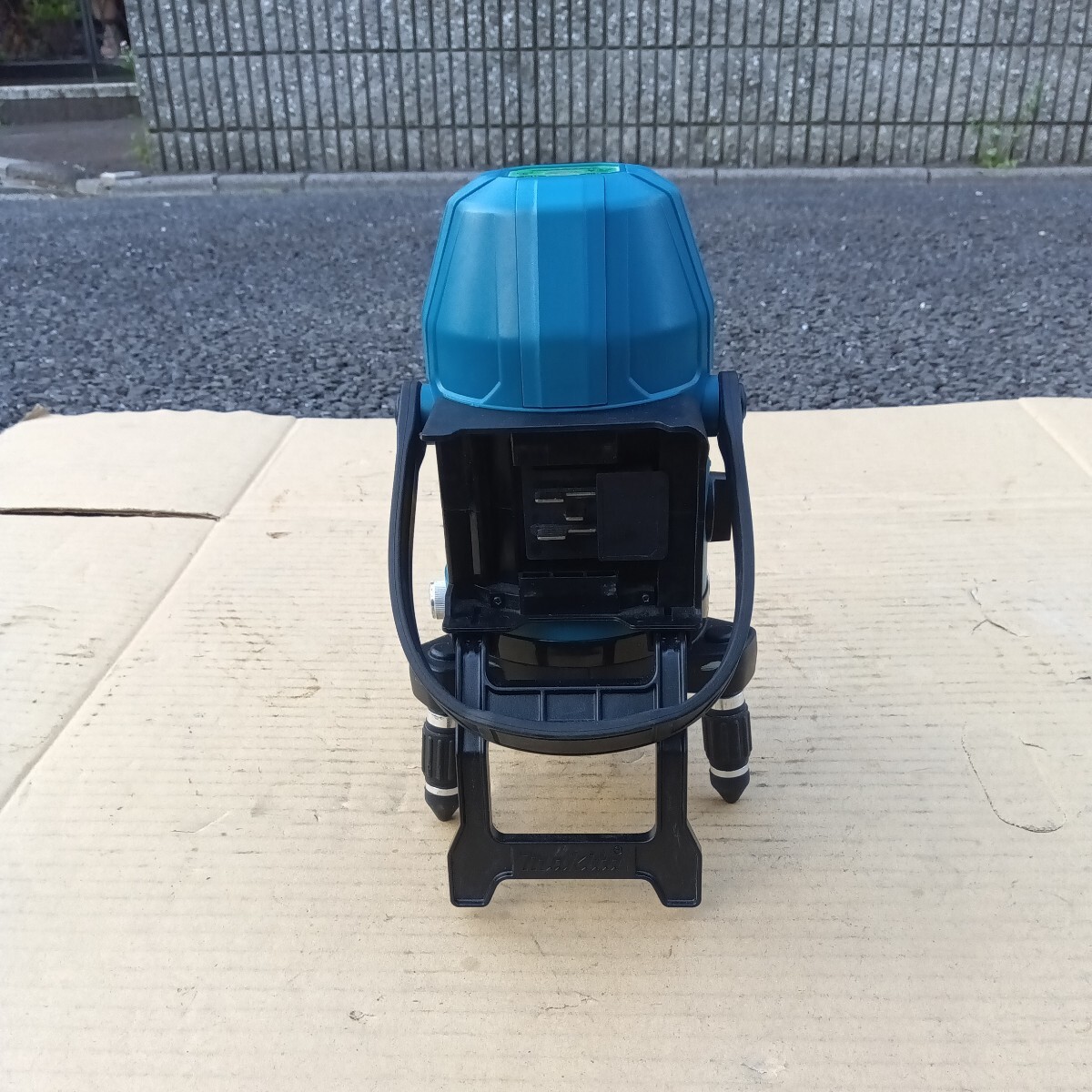 大特価！！！　★即決34000円★　SK10GD　マキタ　MAKITA　グリーンレーザー墨出し器　バッテリー×2_画像6