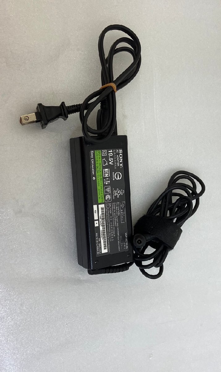 SONY ACアダプターVGP-AC19V35 19.5V=4.7A 100V-240V ソニーノートPC用 ACアダプタ SONY AC ADAPTER 中古 動作確認済み_画像1