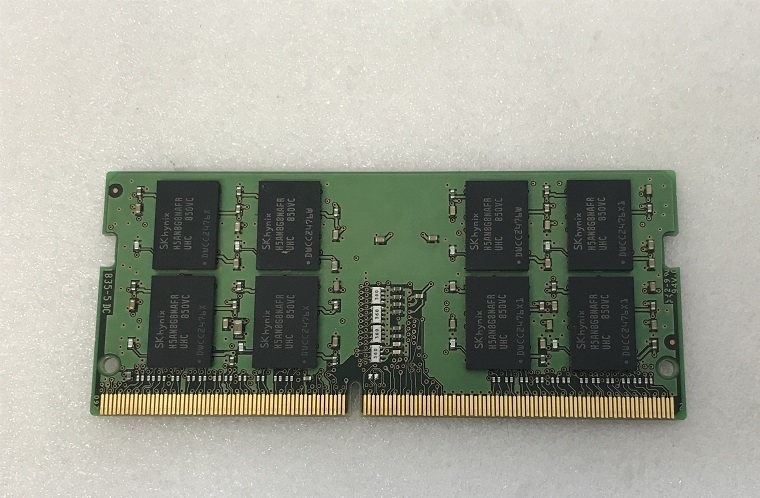 SK HYNIX PC4-2400T 16GB 1枚 DDR4 ノートパソコン用メモリ PC4-19200 16gb 260ピン ddr4 Non-ECC DDR4 LAPTOP RAM 中古品動作品の画像2