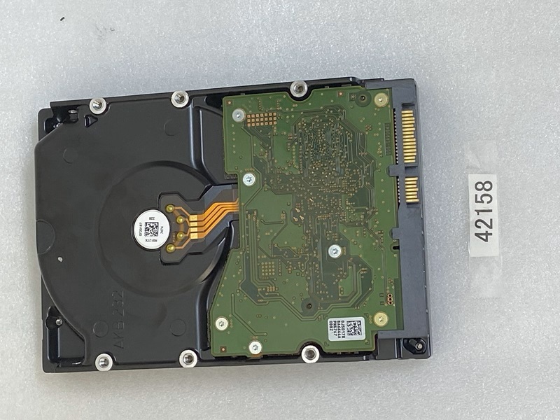 4TB SATA 3.5インチ SATA HDD HGST HUS726040ALE610 4TB HDD SATA ハードディスク 7200RPM 中古 使用時間 26969時間 (42158_画像2