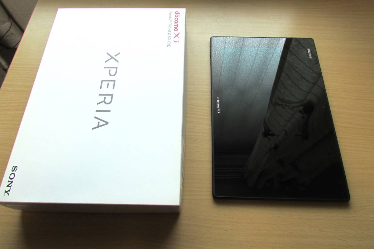 Xperia Tablet Zシリーズ SO-03E docomo 美品_画像2