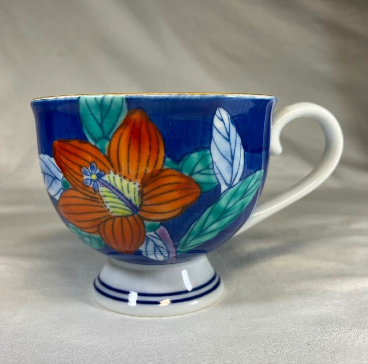 有田焼/未使用】華山 コーヒー カップ & ソーサー さつき 元箱付 有田焼/未使用】華山 コーヒー カップ & ソーサー さつき 元箱付