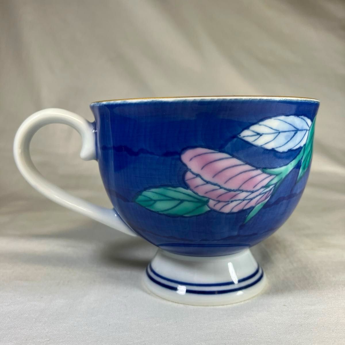 有田焼/未使用】華山 コーヒー カップ & ソーサー さつき 元箱付 有田焼/未使用】華山 コーヒー カップ & ソーサー さつき 元箱付