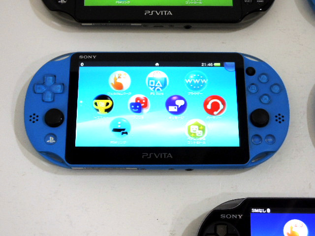 【 通電のみ確認 】 PS Vita 2000番台×4・1000番台×1 計5台セット（未チェック） ソニー SONY ＃47の画像4