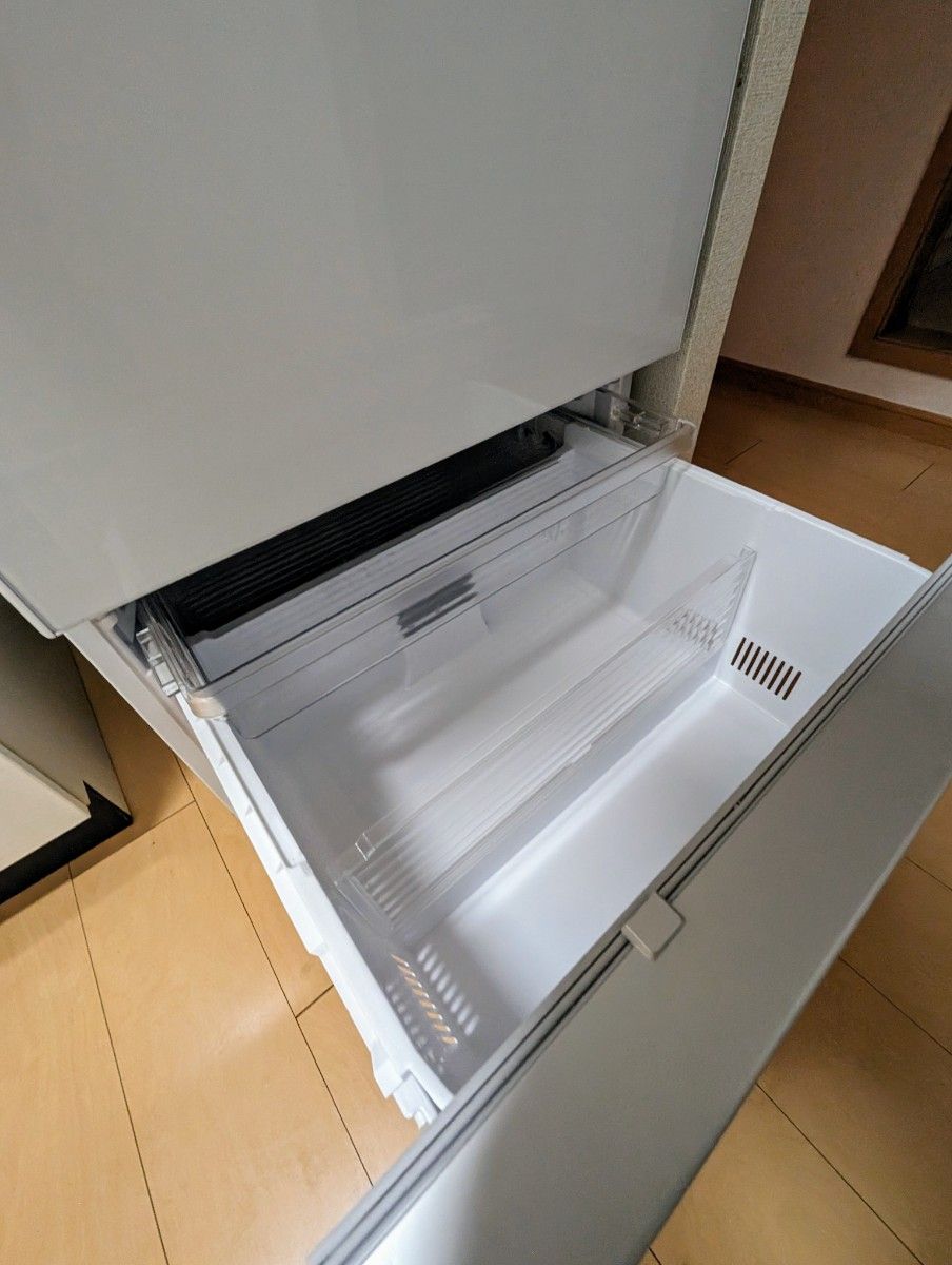 ころた様専用 送料無料 《三菱冷蔵庫 MR-WZ55H-W》大容量 ころた様専用 送料無料 《三菱冷蔵庫 MR-WZ55H-W》大容量